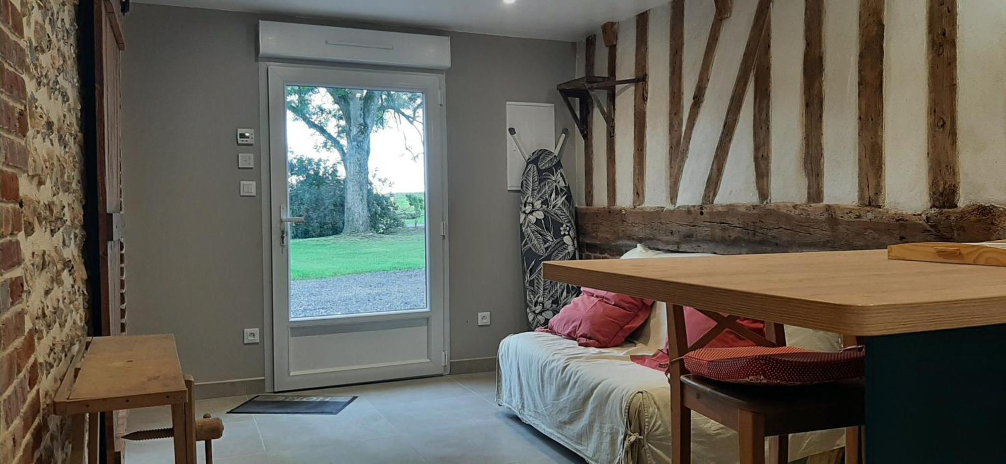 Le Thuit - F2 Plain Pied Tout Equipe A La Ferme Charleval  Extérieur photo